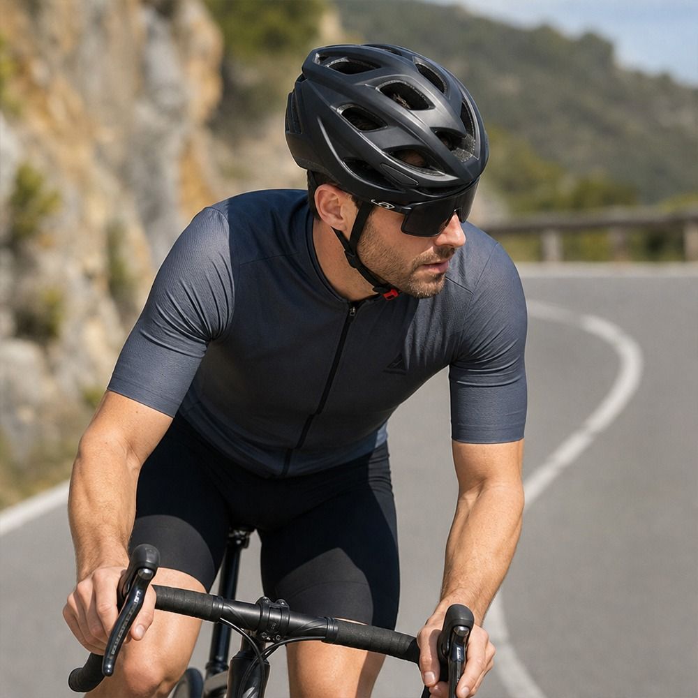 新しい超軽量サイクリングヘルメット風洞設計調整可能なマウンテ - Cycling Gear Design のレビューと価格
